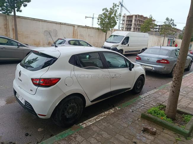 Renault Clio 4 blanche – jamais accidentée