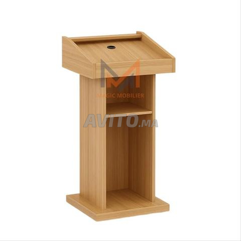 Pupitre de Conférence en Bois avec Rangement