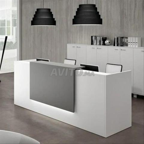 منضدة استقبال بأدراج