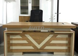 مكاتب مستوردة بجودة عالية وتصميم عصري