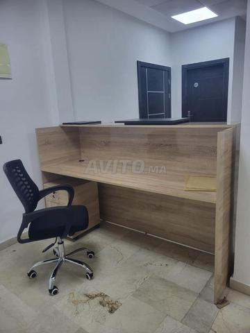 مكتب استقبال