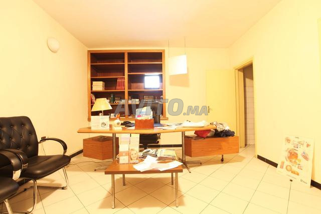 عيادة طب العيون مجهزة بالكامل - 2