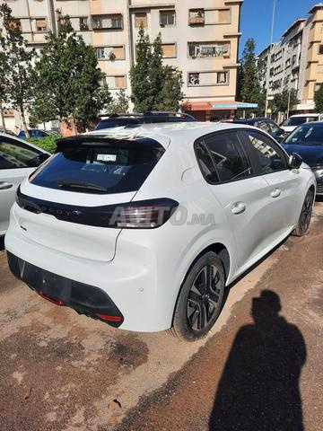 بيجو 208