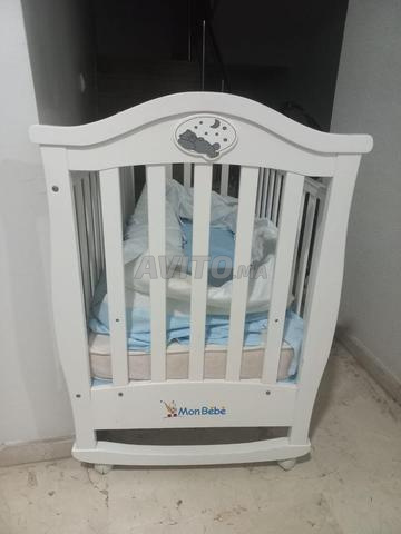 سرير أطفال مع تخزين ومع فراش