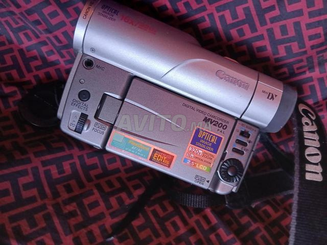 كاميرا كانون هاندي كام