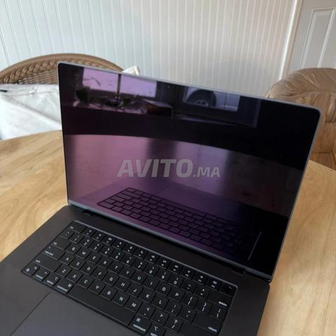 MacBook pro 16 inch M4 pro 48GB ram كالجديد