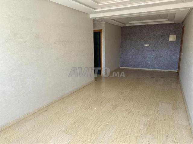 شقة للإيجار بحالة جيدة جدا - 2