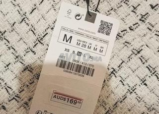 سترة زارا الأصلية