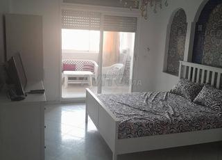 غرفة للإيجار مشمسة مع تراس في المعاريف