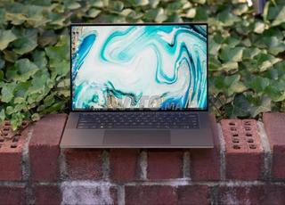 كمبيوتر شخصي dell xps 15 9500