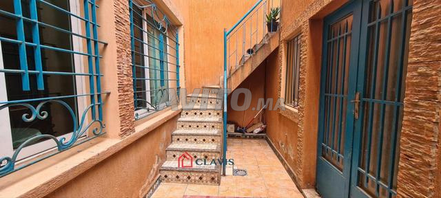 فيلا كازانير شور للبيع في الدار البيضاء - 2