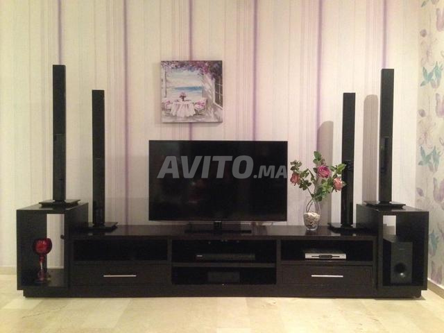 خزانة تلفزيون عصرية