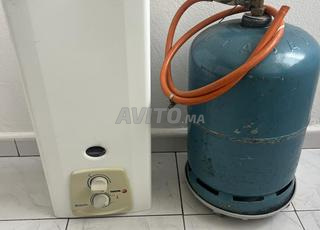 سخان مياه مع بونبة غاز