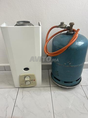 سخان مياه مع بونبة غاز