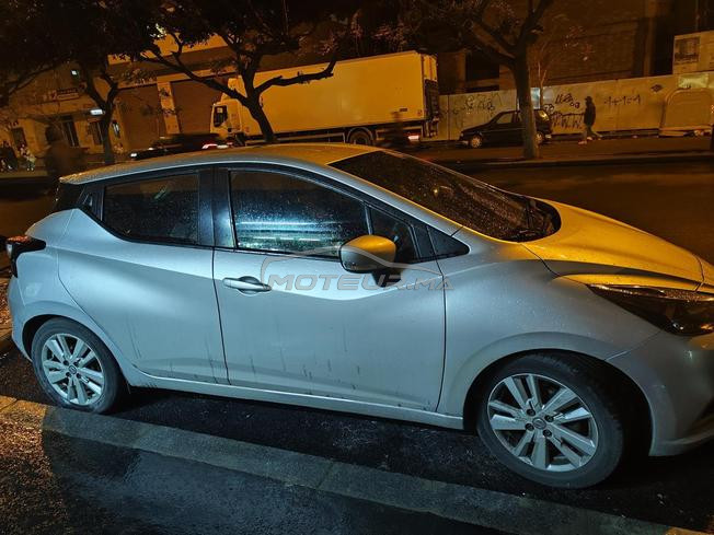 Voiture première main – Très bon état – 5 portes