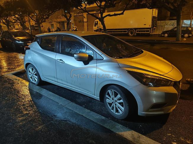 Voiture première main – Très bon état – 5 portes