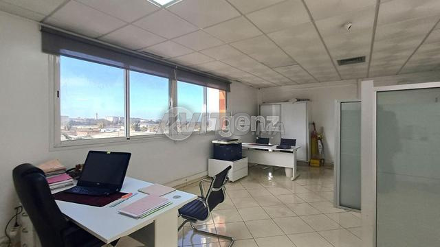 CMN-AC-2078 - Bureau à louer à Sidi Maarouf