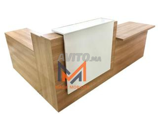 منضدة استقبال