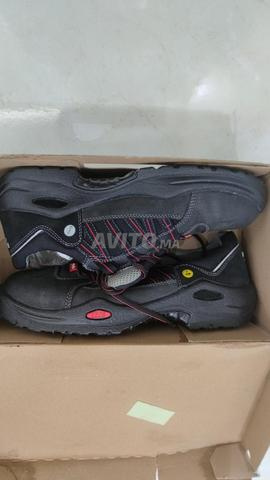 حذاء السلامة