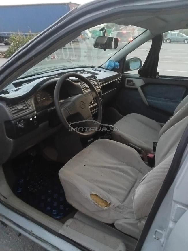opel vectra essence