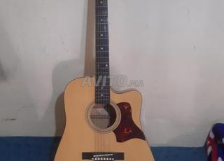 بيع غيتار صوتي