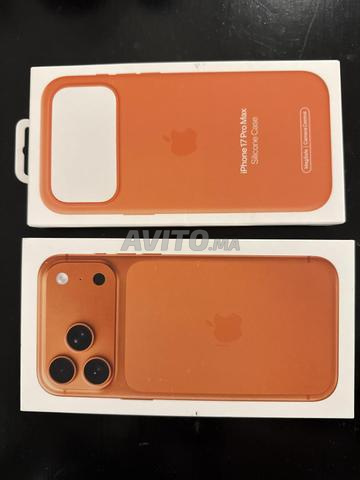 iphone 17 pro max 256 مع apple case