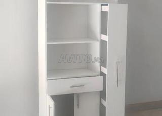 خزانة ببابين مع تخزين