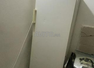 ثلاجة للبيع