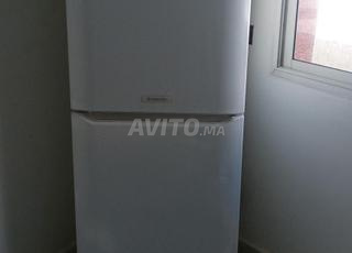 ثلاجة وغسالة للبيع