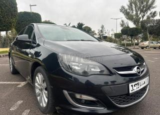 بيع سيارة أوبل أسترا من طرف شخص