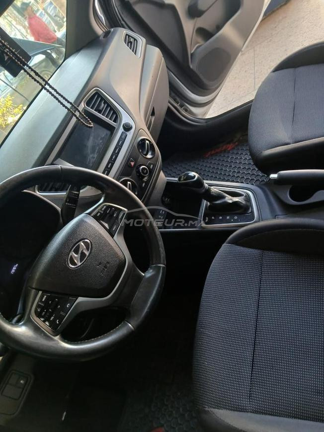 hyundai agent gris