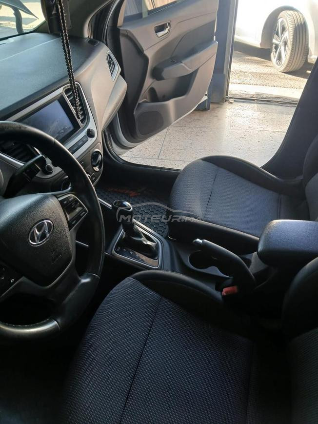 hyundai agent gris
