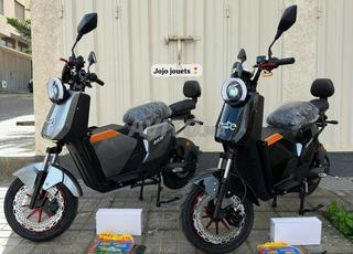 دراجة نارية كهربائية PERFORMANCE 2000W