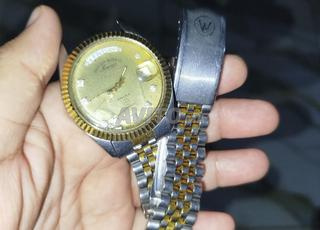 ساعات قديمة