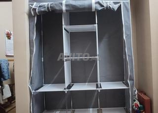 خزانة ملابس مصنوعة من الثوب الممتاز