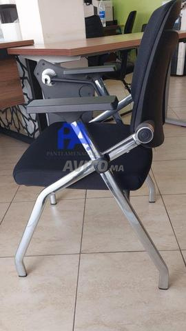 chaise écritoire/pupitre/table/tableau/vestiaire