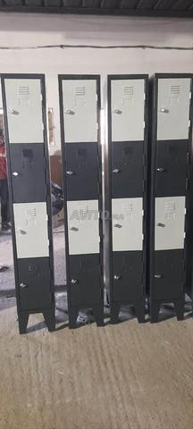 vestiaire/casier/armoire/clapet/classeur/bureau