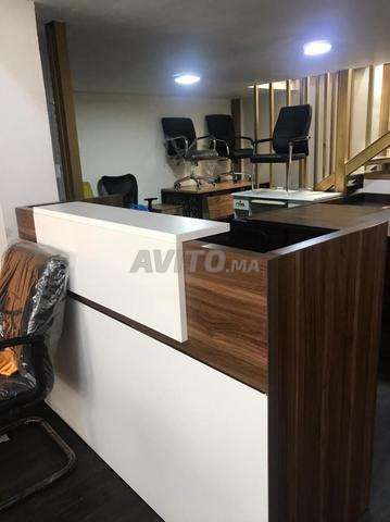 Comptoirs d’accueil – Fabrication en usine