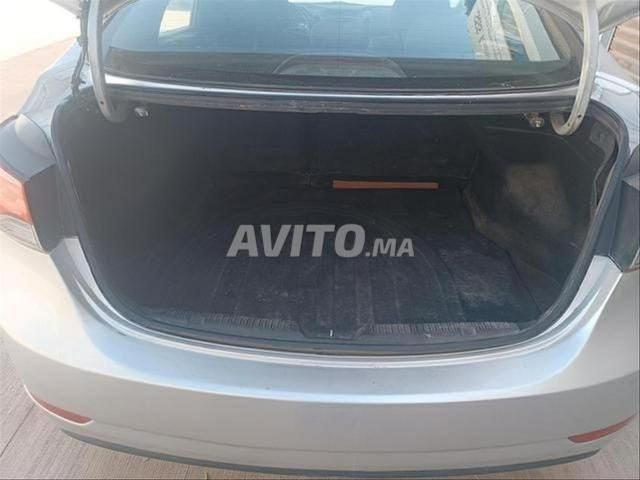 Hyundai Elantra Diesel Manuelle 2016 في الدار البيضاء - 2