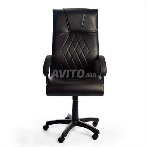 Bureau de directeur élégant – Excellent état