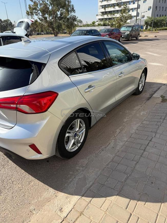 ford focus 2021 automatique premiere main