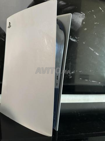 PlayStation 5 1T version CD comme neuf