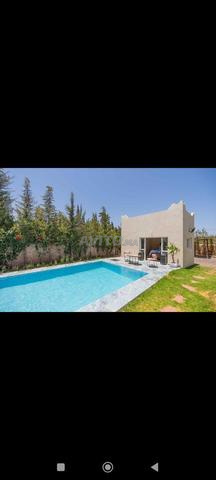 Villa de luxe à louer près de El Ghezoua Bouzema