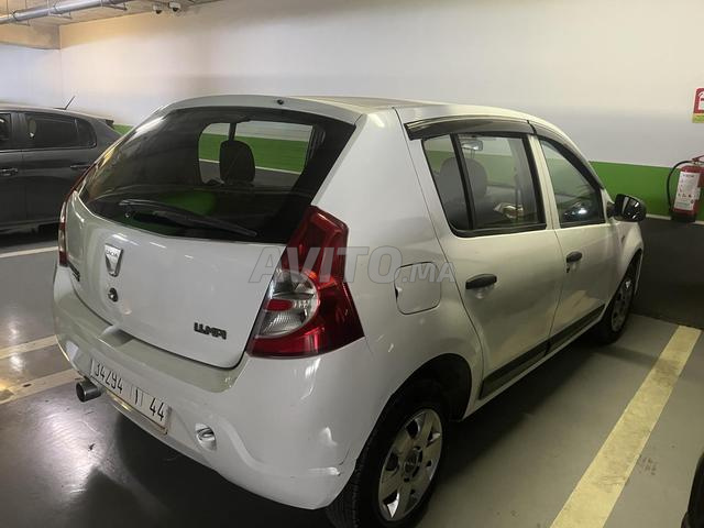 داسيا سانديرو بنزين يدوية 2009 في طنجة