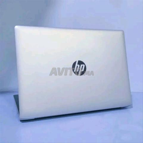 HP i5 8ème Slim Ram 8 Disque 256 SSD batterie 6h