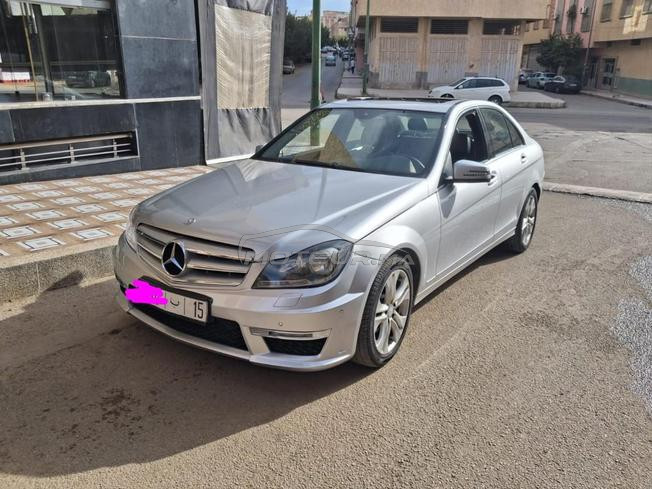 سيارات للبيع