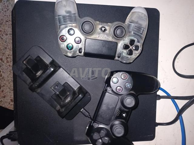 PS4 slim encore neuf
