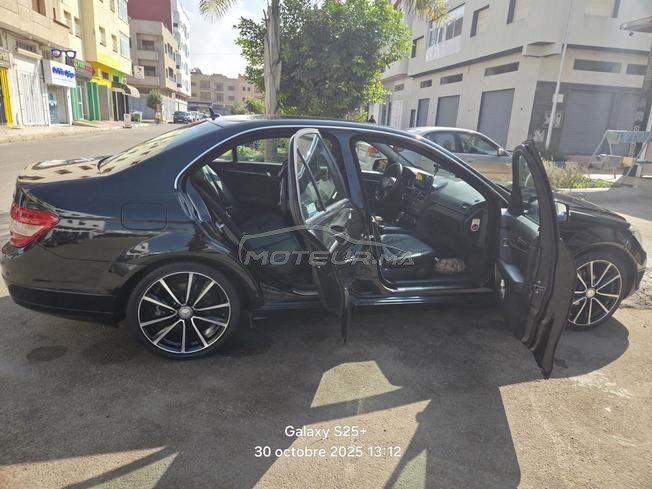 Mercedes-Benz 220 Diesel Automatique 2011