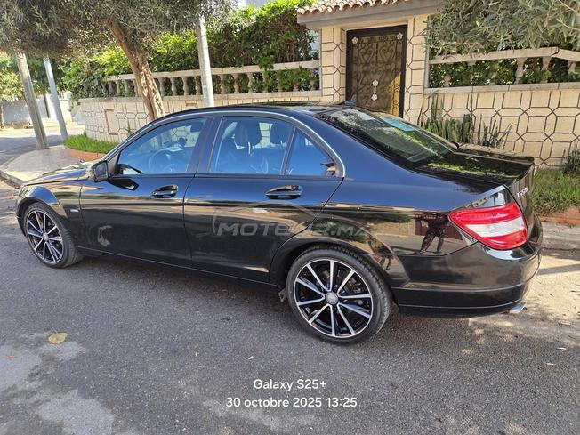 Mercedes-Benz 220 Diesel Automatique 2011