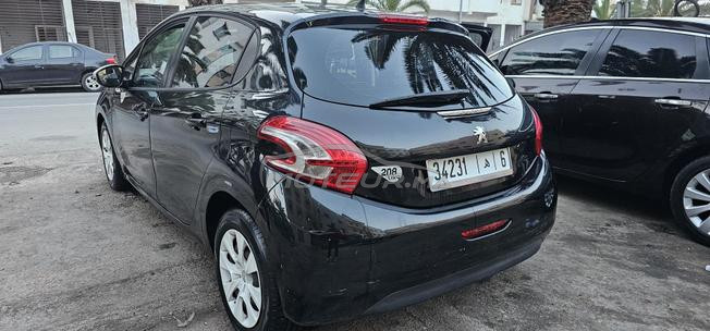Peugeot 208 Diesel Manuelle 2014 à Mohammedia